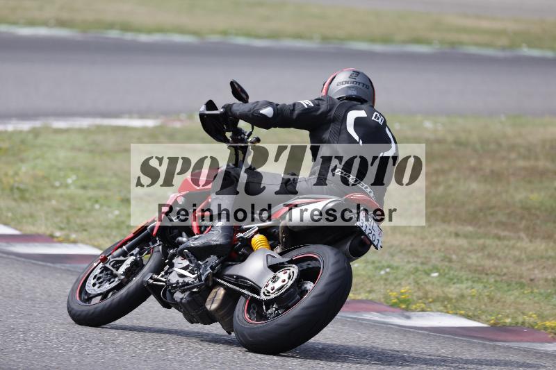 /24 16.07.2026  Cornu Master School ADR/gruen-vert/backside